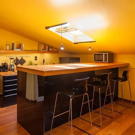 Bairro Alto Modern Two Bedroom * Lisboa